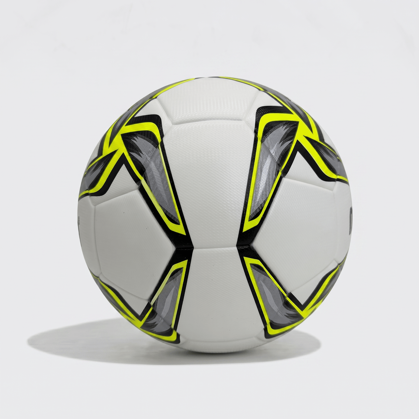 MOLTEN VANTAGGIO 5000 WHITE/YELLOW/BLACK PRO BALL